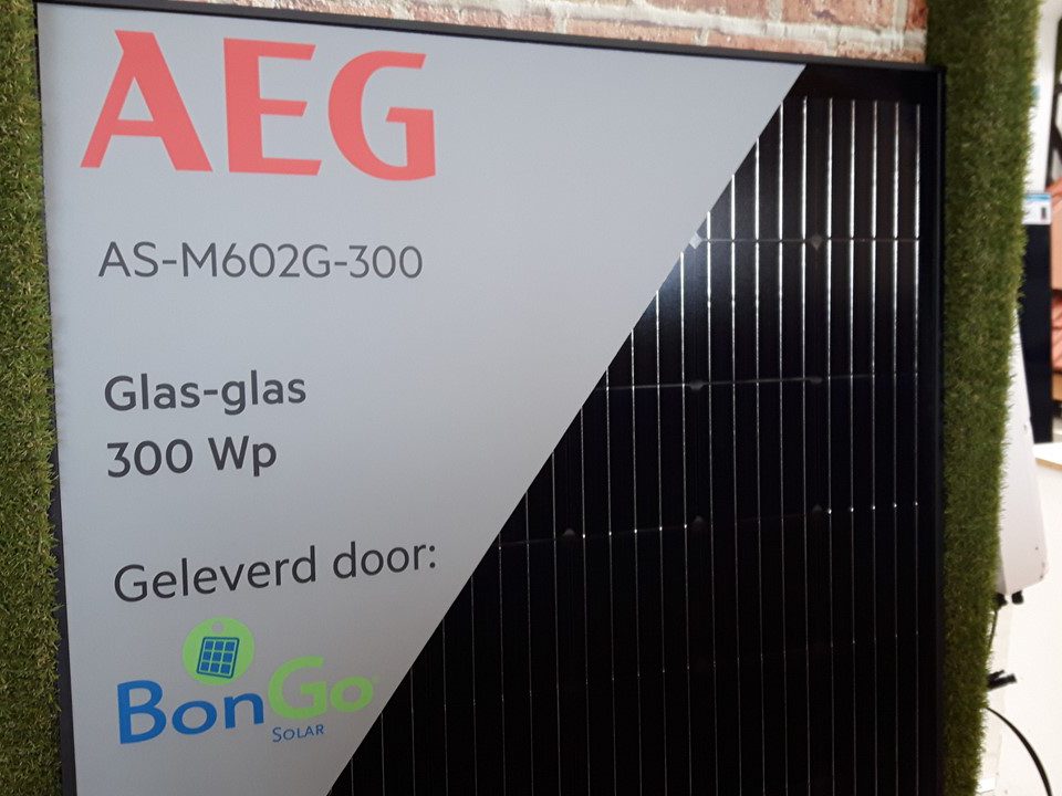 AEG Glas Glas zonnepanelen